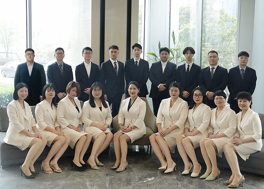 Юбилейная вечеринка IVY METERING и групповые фотографии 2023 года